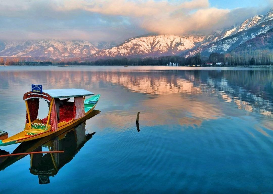 dal-lake-1.jpg